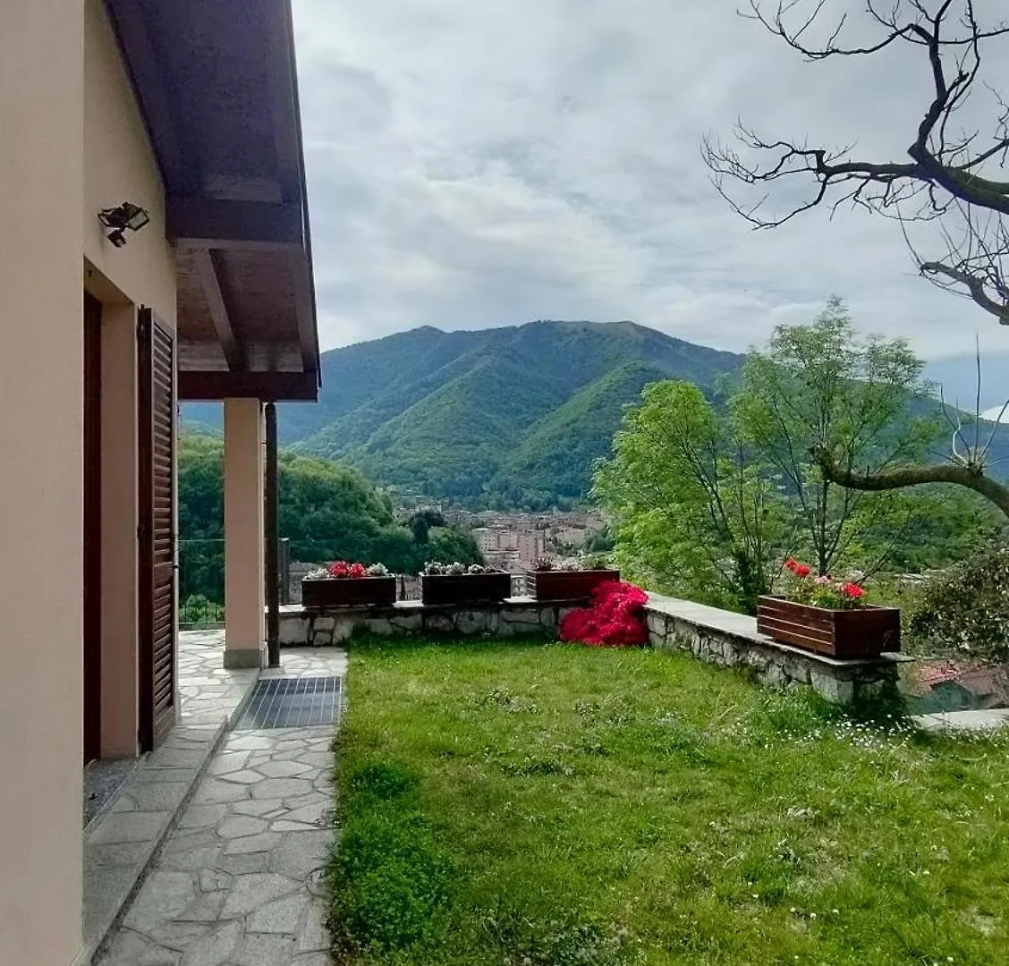 Villa Villino La Cascata à Asso Hébergement de vacances